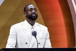 韦德父亲谈儿子入选名人堂等成就：至今仍觉难以置信，一切显得不真实。