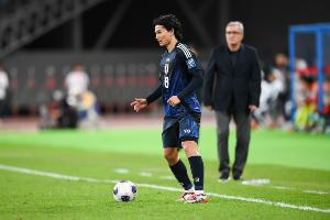 南野拓实：战胜巴西后仍需自我审视，接下来要掌握比赛主动权。