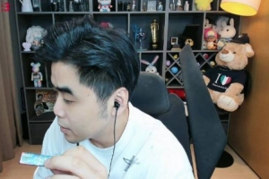 现在就让Wei退役？他今天明明打得很好！朱开：凭什么把所有问题都归咎于打野？