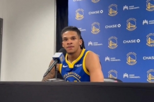 理查德：今晚前我没和勇士一阵训练过 和库里上场确实与众不同