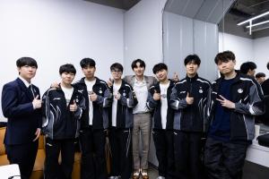 iG赛季回顾：S15虽未登顶，2025我们继续前行！