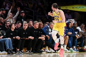 东契奇：致力于在合理出手与疯狂投篮间取得平衡，坦言自身已有进步。