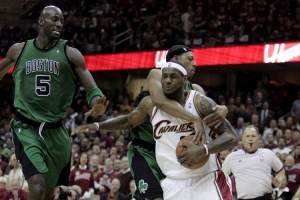 詹姆斯与皮尔斯能否和解？帕尔斯：难说，詹姆斯一旦被冒犯会记仇。