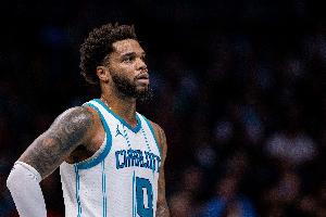 小桥：我们方向是冲抢进攻篮板打快速转换 这和上赛季步行者很像