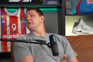 莫兹科夫痛陈纽约脏乱差：百万豪宅区竟成垃圾堆放场