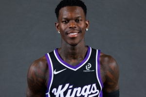 施罗德：只要团结一心，我们便具备最高水平的竞争力！