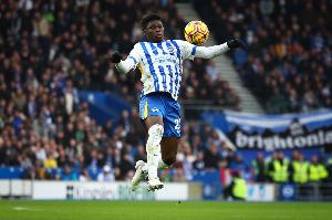 《太阳报》披露，姆巴佩已成功说服巴雷巴加盟曼联，并期待与其共同分享红魔生涯的喜悦。