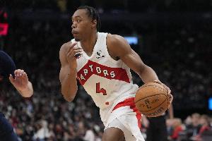 15中10高效砍下31分！猛龙主帅盛赞巴恩斯：他打出了应有的水准，这极大地鼓舞了全队士气。