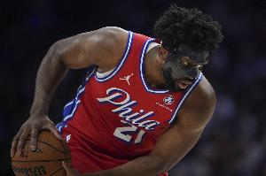 Haynes：恩比德新赛季仍受严格时间限制，若出战背靠背比赛我会感到惊讶。