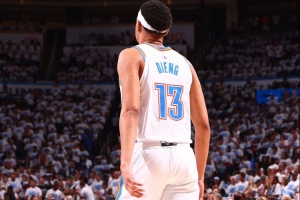 末节狂砍13分率队逆转！吉昂：我拼尽了全力，整个季前赛都如此。