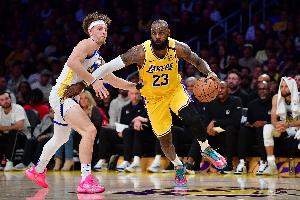 詹姆斯密切关注湖人操作？路威：他应该这么做 他想登顶&再夺一冠