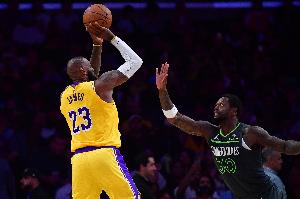 詹姆斯缺阵揭幕战，科尔：我们无需再针对“勒布朗法则”做准备。