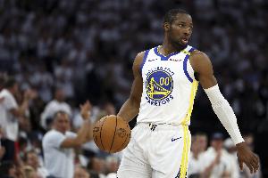 Siegel盛赞：库明加此役为勇士生涯最佳表现，其沉着冷静且决策精准。