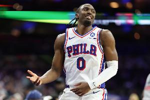 马克西：球队打法多样，整体实力全面且富有竞争力。