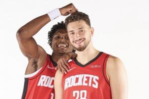 尘埃落定，1号与28号球衣将高悬火记球馆穹顶，开香槟！