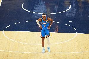 亚历山大：杜兰特在第一个加时末肯定叫了三次暂停 但裁判没吹