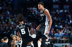 历史首次！常规赛揭幕战同时有4人得分突破40+