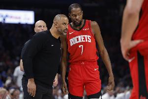 帕金斯表示，杜兰特与球队仍需进一步磨合，而面对雷霆，火箭队必须展现出更强的竞争力。