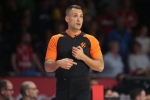 外媒：欧洲一裁判被捕 涉及某实施了多起谋杀案的有组织犯罪集团