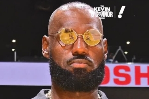 记者：詹姆斯观赛时整场发呆 湖人必须交易他和里夫斯之中的一个