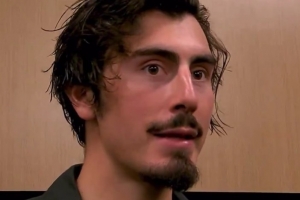 哈克斯：我钟爱球队的快速进攻风格，这极具趣味性，今日的胜利我们当之无愧。