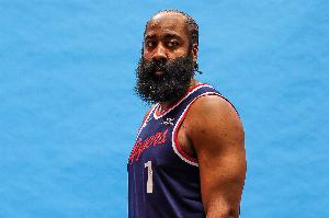 哈登表示，稳固的防守将是球队本赛季取得成功的关键所在。