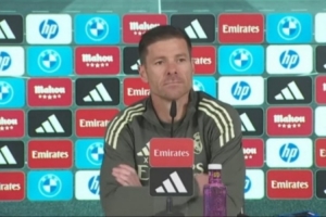 阿隆索：我拒评亚马尔的言论，赛场表现才是关键。