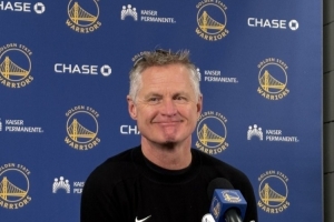 科尔：斯普利特能来NBA是有原因的 他非常有天赋 是优秀教练