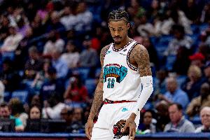 灰熊主教练：莫兰特掌控了比赛节奏，球队执行了简单高效的战术配合。