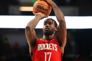 此前未提前续约！伊森开赛季两战场均3.5分5.5板2.5失误