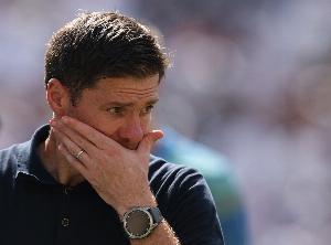 阿隆索成16年来首人，首次执教国家德比便率皇马击败巴萨。