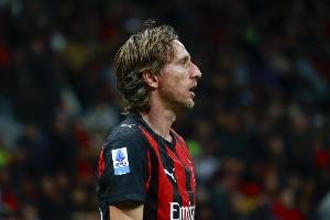 医学专家透露，莫德里奇曾表示自己计划踢到36岁，但实际上他的职业生涯延续到了40岁。