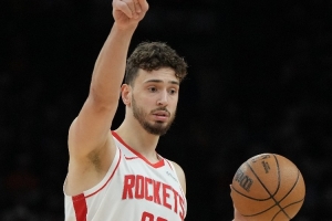 乌度卡：申京的组织能力令对手忌惮，我们正是利用这一点对其进行了惩罚。