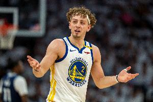 科尔谈波杰状态回升：他看起来已恢复到训练营和上赛季时的水准。