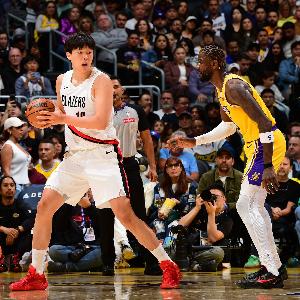 媒体人：开拓者新教练同样为竞争更好的前程，球员谁好用谁上。