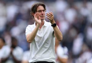 弗兰克坦言，失利确实令人遗憾，本场比赛双方实力相当，但裁判的判罚出现了问题。