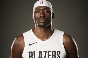 抓住机遇！里斯本合同年&薪资222万，此前仅在垃圾时间出场3分钟。