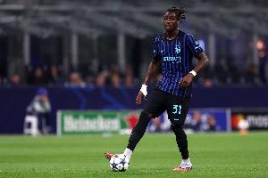 比塞克：我始终渴望登场，无论是哪个位置都甘之如饴，担任门将也毫无怨言。此外，齐沃对我非常友善。