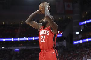 杰夫-格林：罚球是我们上赛季的短板，助教设定的罚球目标很棒。