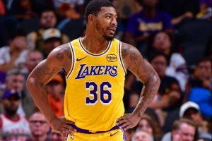 雷迪克：要求斯玛特扛起球队身体对抗大旗，由他来确立这一基调。