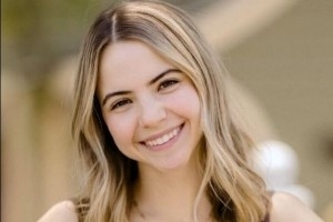 女主持人提问：“如果将来您的孩子不擅长体育运动，您会怎么办？”杜兰特回答：“那将是我的责任。”