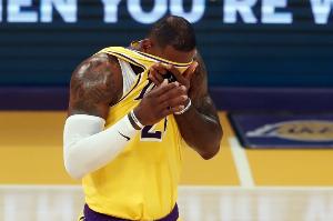 夸梅：詹姆斯参与博彩的证据如此明显 换其他任何球员都会被调查