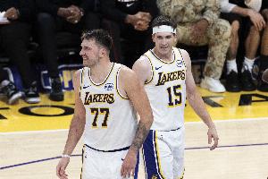 湖人创造奇迹！此前胜率曾跌至8.6%，四胜强敌的概率低至0.02%！