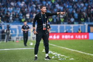 青岛媒体评价：西海岸队本赛季表现惊艳成最大黑马，邵佳一的执教能力因此获得更广泛的认可。