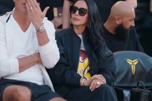 明显瘦了啊~科嫂瓦妮莎与湖人GM佩林卡一起出席曼巴邀请赛