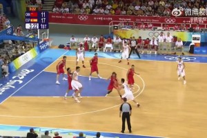 手是真硬！08年奥运，朱芳雨上来3记三分，把西班牙直接干懵了