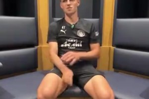 外网视频恶搞：阿森纳最后时刻截胡埃泽！马杜埃凯和萨卡太逗了！