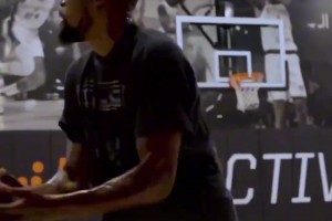 杨毅：杜兰特就去勇士拿了冠军后才被称为小王 不然就登威一级别