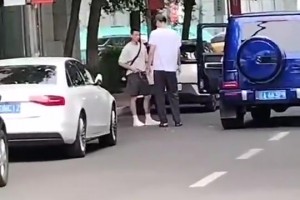 巩晓彬此前评男篮时爆粗：张镇麟、杜润旺等球员的应变能力欠缺！