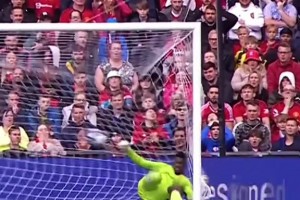 判若两人！网友晒奥纳纳国米卖家秀和曼联买家秀